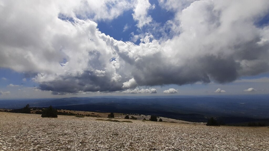 Photo du club Objectif Image 85 - Thème Le ciel - juillet-aout 2025